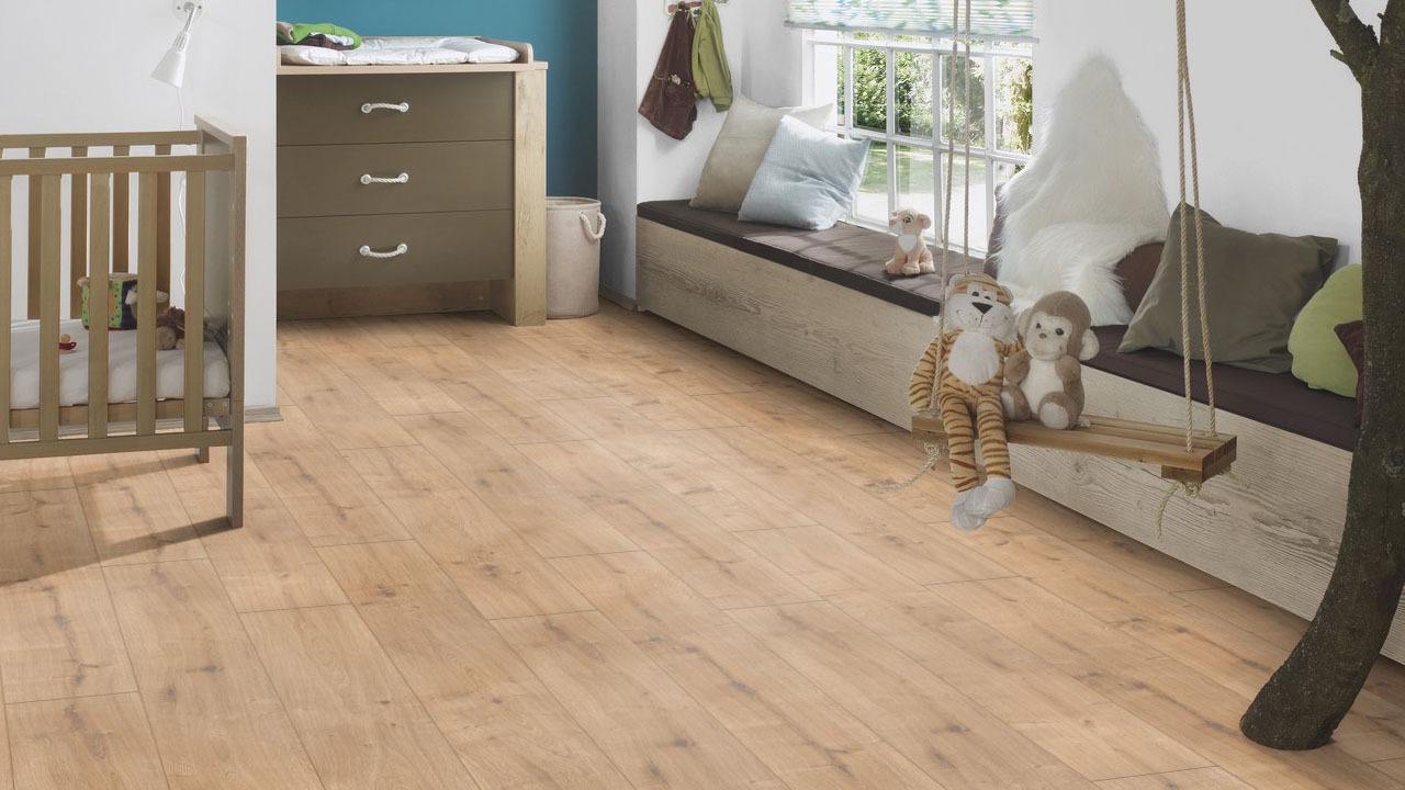 Natural Solid wooden flooring